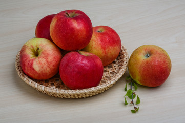 Few apples