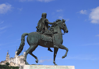 Obraz premium Statue équestre de Louis XIV Place Bellecour à Lyon