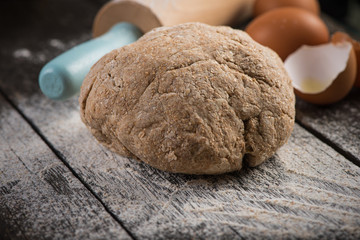 Wholegrain dough for homemade bread