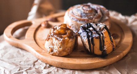 cinnamon cake with coffee