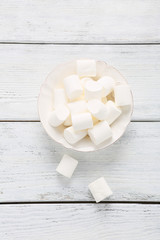 White marshmallows in a bowl