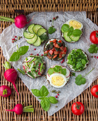  sandwiches for a picnic