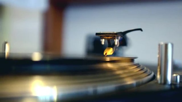 Turntable With Spinning Vinyl
