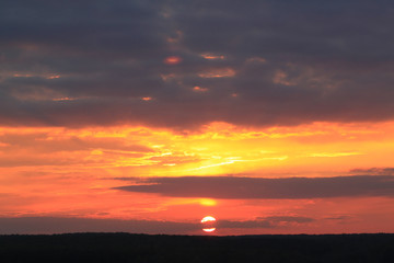 Fototapeta na wymiar Beautiful sunny sunset
