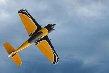 Flugzeug - Modellflugzeug - Kunstflugzeug