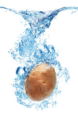 potatoes splashing in water