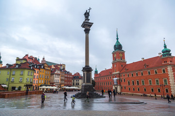 Fototapeta na wymiar Royal Castle and Sigismund Column in Warsaw