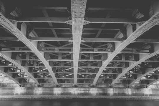 Fototapeta Perspective of Steel construction from under the bridge