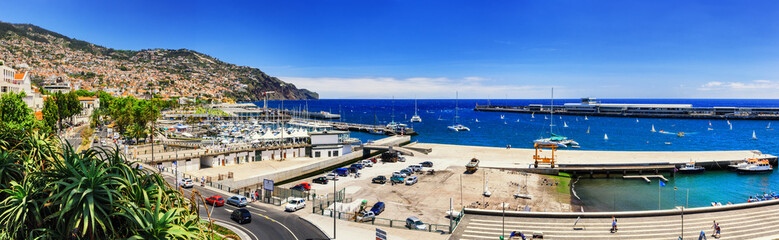 Fototapeta na wymiar Panoramic landscape with Funchal port. Madeira island