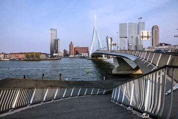 Keuken spatwand met foto Erasmus Bridge in Rotterdam, Netherlands © Travel Faery