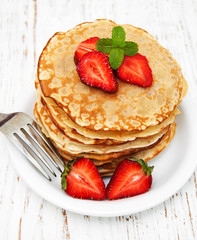 Pancakes with strawberries