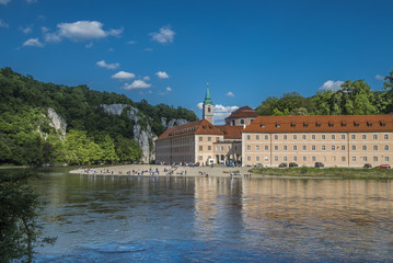 Obraz premium Kloster Weltenburg am Donaudurchbruch bei Kehlheim