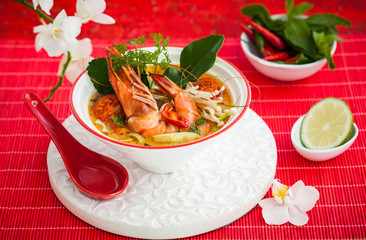 Tom yum soup