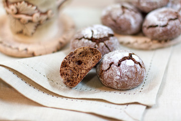 chocolate cookies cracks