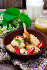 light pot cheese pancakes with bran