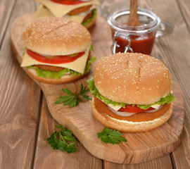 Fresh cheeseburger