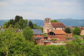 Fototapeta na wymiar Eglise de Saint-Cyprien.(Corrèze)