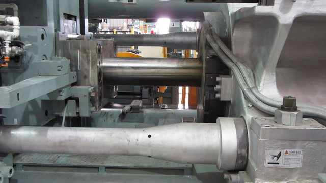 aluminum platten pressing machine