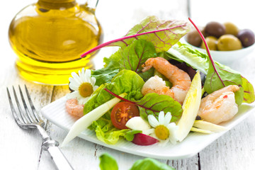Salad with shrimp summer macro

