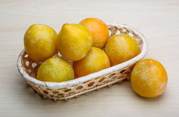 Yellow plums