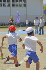 Naklejka premium 運動会かけっこ