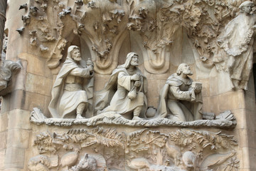 Fototapeta na wymiar Statue on Sagrada Familia Facade, Barcelona, Spain