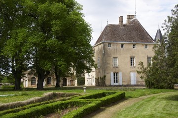 Fototapeta na wymiar Château de Germolles en Bourgogne France