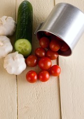 Small cherry tomatoes with garlic and cucumber