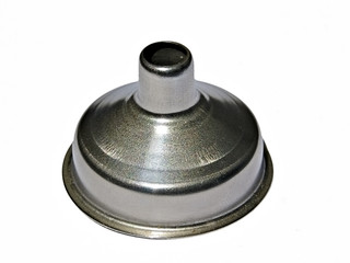 Воронка металлическая