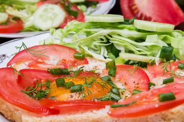 egg on crispy bread until golden brown