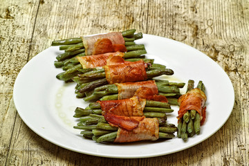 Bohnen-Schinken-Rolle