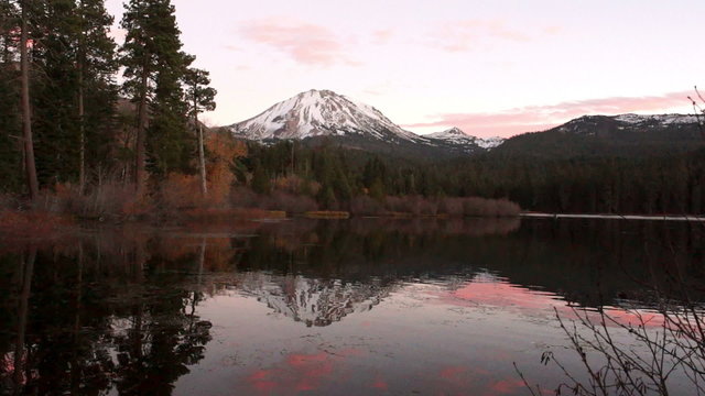 Lassen Peak Manzanita Lake Sunset California National Park