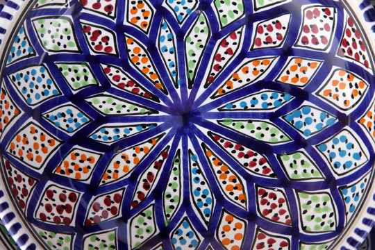 Tunisian colorful oriental pottery, detail