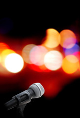 Obraz premium Microphone on stage background