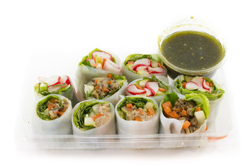 Fresh Vegetable Rice Sheet Rolls for Healthy with Seafood sauce