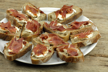 tartine de jambon sec 24052015