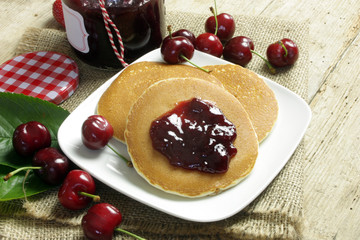 pancakes et confitures 25052015