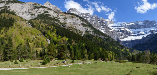 Hiking trail to the cirque of Gavarnie in Pyrenees