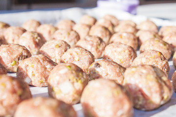 Raw meatballs