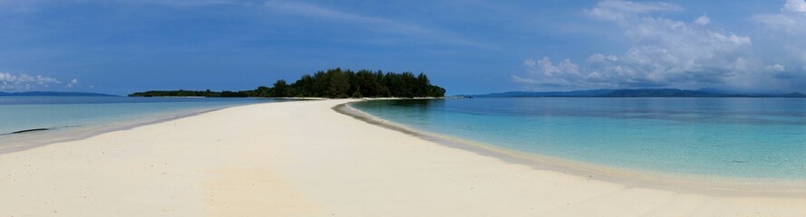 Dodola Island, Molukken, Halmahera, Indonesien