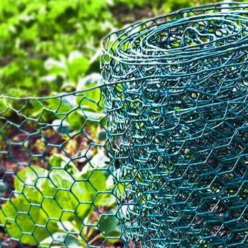 Gartenarbeit  - Zaun