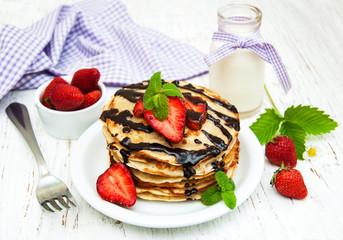 Pancakes with strawberries