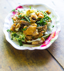 Fried fish leaf lettuce, celery.