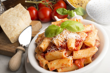dish with macaroni on the kitchen table