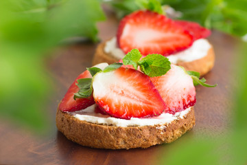 crispy with strawberry