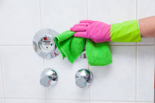 cleaning - Wasseruhr putzen, Handschuh, Lappen