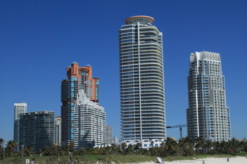 Fototapeta na wymiar Neue Skyline am South Beach in Miami