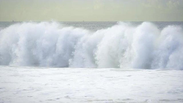 Ocean waves crashing on the shore
