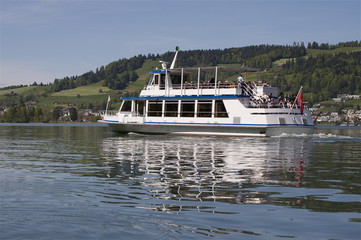 Passagierschiff auf dem Ägerisee, Schweiz