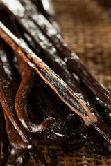 Raw Organic Vanilla Beans